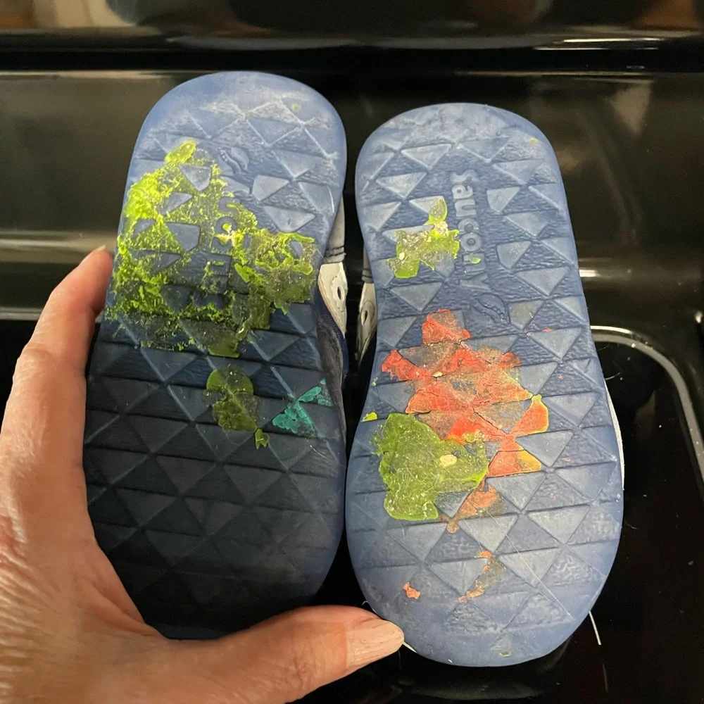 Blue Saucony sneakers 7.5